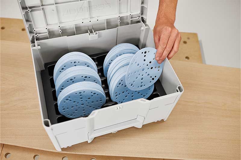 En Systainer med diverse Granat-slippapper