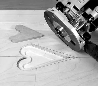 Laga oregelbundna hål i trä