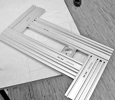 Sätta i cirkelcentreringsdornen