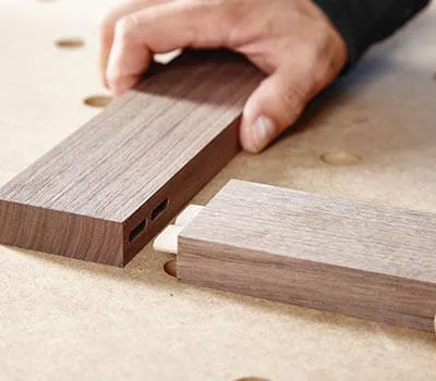 Gör likadant för att fräsa alla fyra ramdelarna