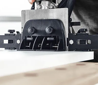 Använda anslagsbacken