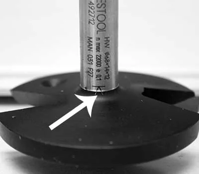 Observera det minsta inspänningsdjupet