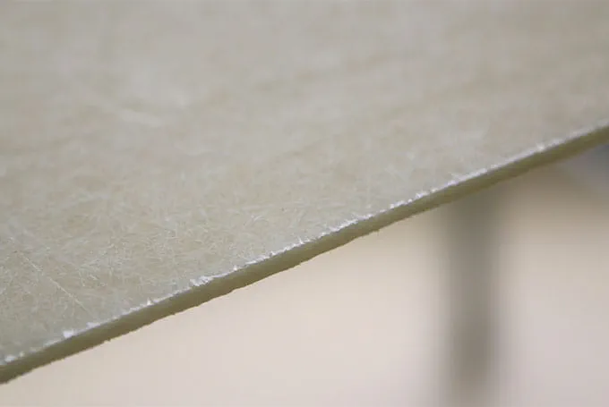 Såga glasfiberförstärkt plast