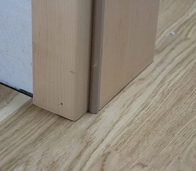 Lägga golvbeläggning