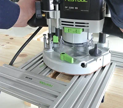 Ställa in fräsens djup