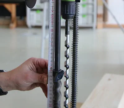 Ställa in borrdjupet