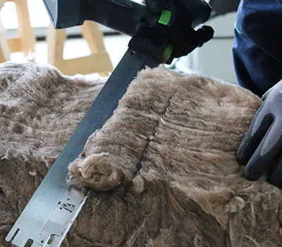 Skära takisoleringsmaterial