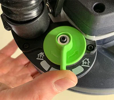 Ställa in sugeffekten steglöst