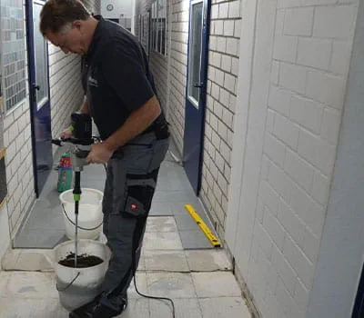 Blanda till fästmassa med omröraren MX 1600