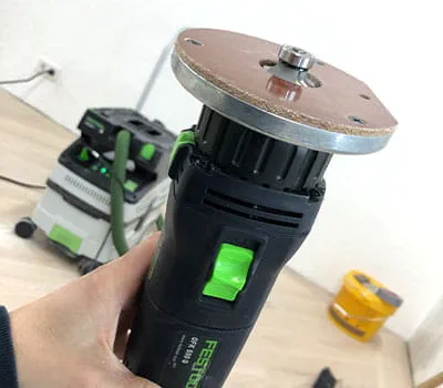 Montera fräs för önskad radie