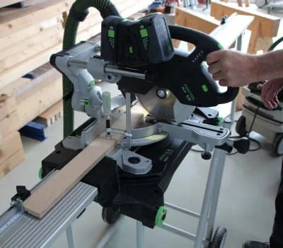 Kapa fram-, bak- och sidostyckena