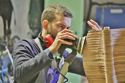 Paul de Livron i sin ateljé.