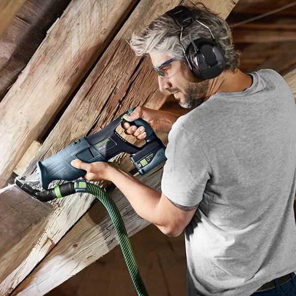 Den nya RSC 18 sladdlösa rörelsesågen från Festool i aktion