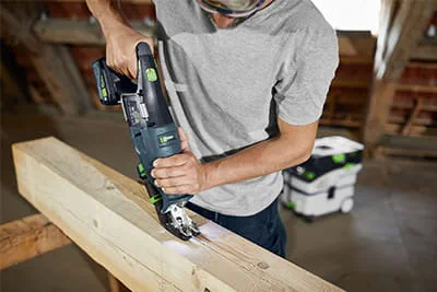 Den nya RSC 18 sladdlösa rörelsesågen från Festool i aktion