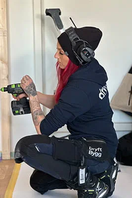 Dryft-anställda arbetar med Festools verktyg.