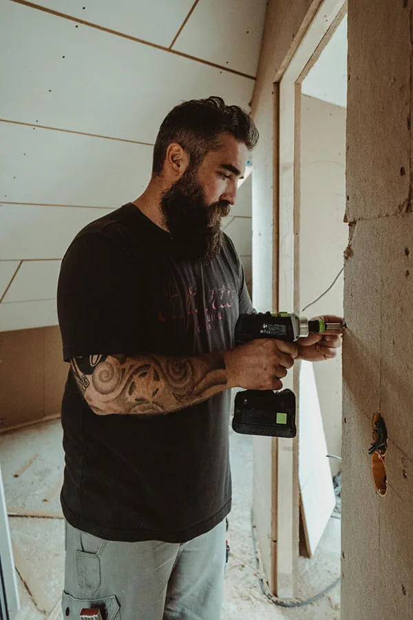 Festools skruvdragare i arbete