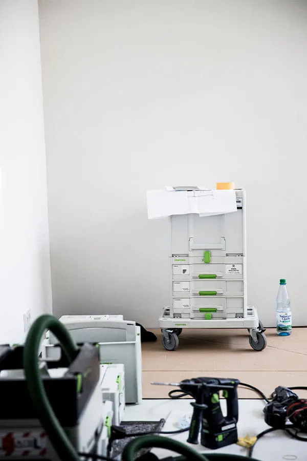 Batteriborrmaskinen från Festool i arbete
